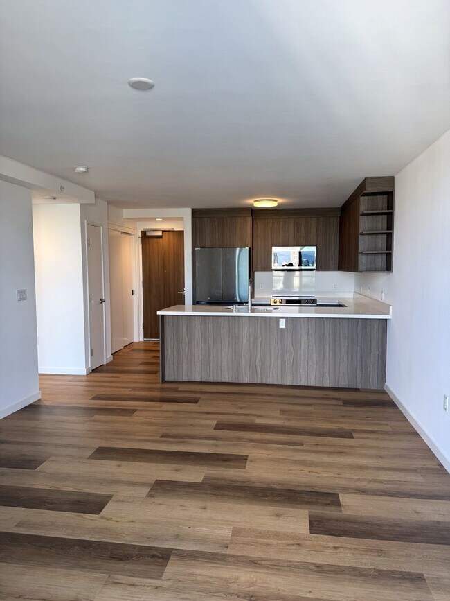 Foto del edificio - The Park On Keeaumoku - One bedroom, one bath, one parking in the Rycroft Tower