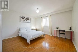 Building Photo - 570 Louis Dr