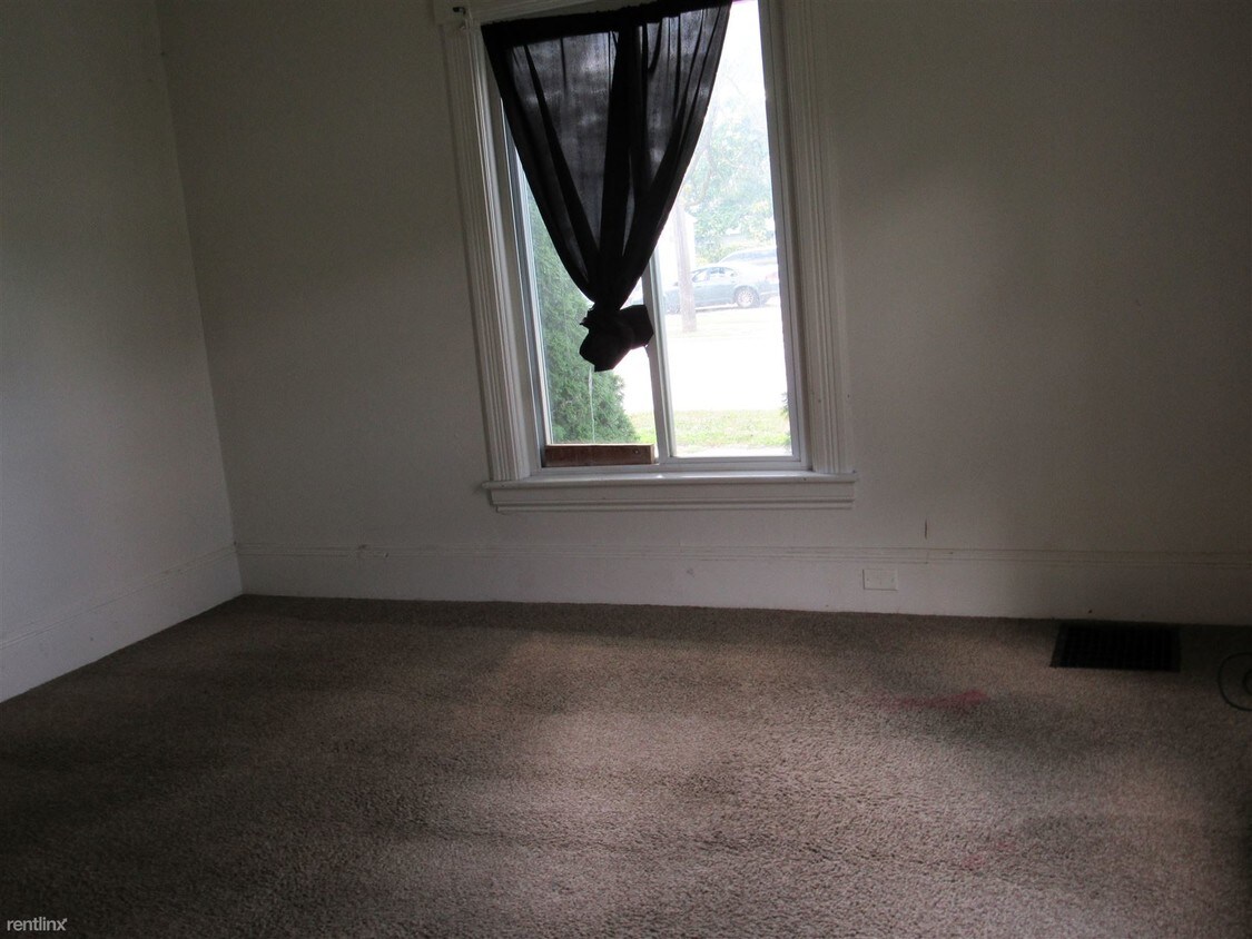 Foto del edificio - 1 br, 1 bath  - 524 W Ganson St