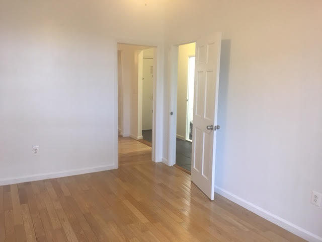 Diningroom - 426 7th Ave