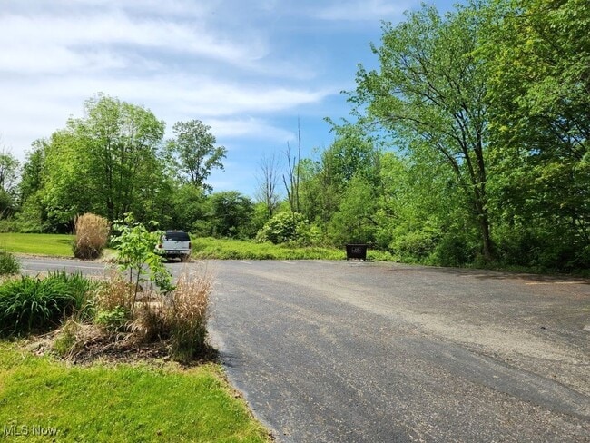 Building Photo - 7730 Ravenna Rd