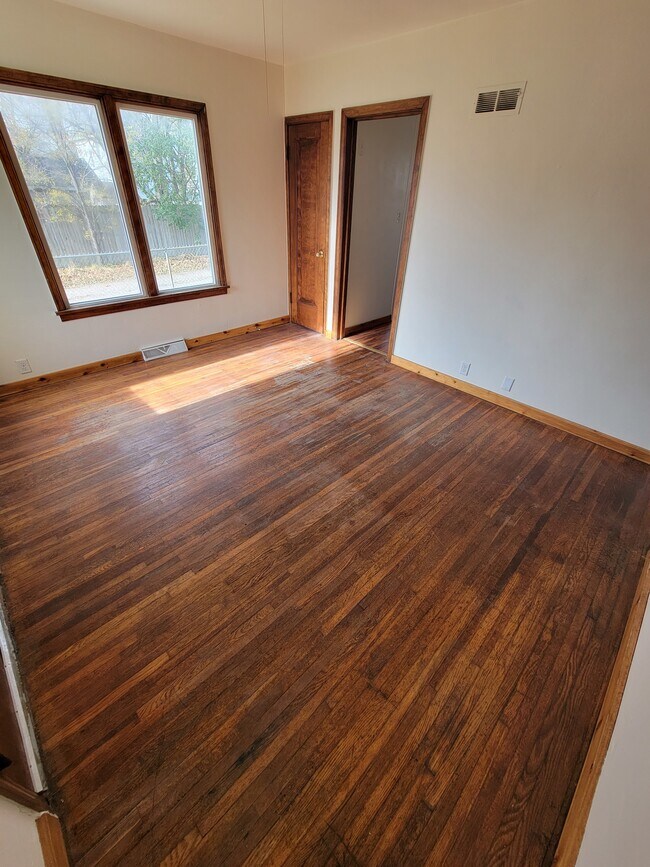 Foto del edificio - 525 Pleasant St