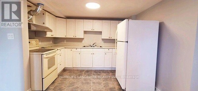 Building Photo - 22 Willow Fern Dr