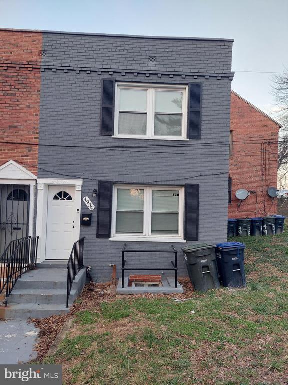 Foto del edificio - 4934 Just St NE