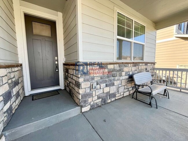 Photo - 9873 Ceylon St House