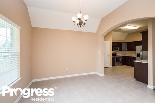Building Photo - 8985 Gavin Dr