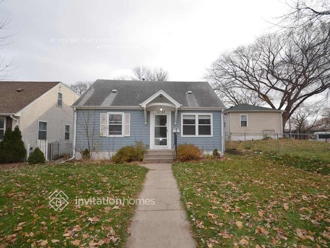 Building Photo - 5753 27th Ave S