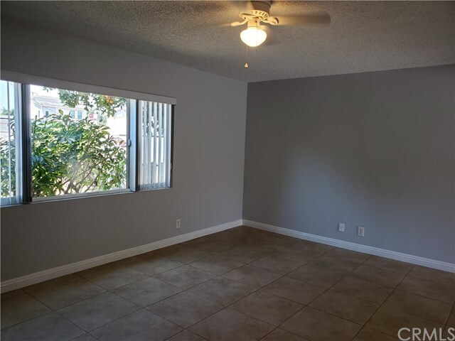 Building Photo - 414 S Highland Ave