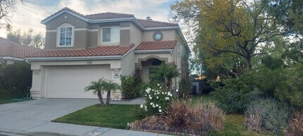 Building Photo - 25919 San Clemente Dr