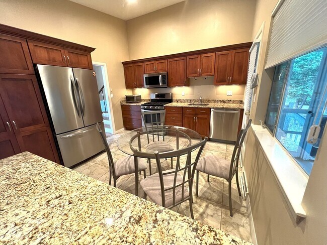 Foto del edificio - 206 Sumner St