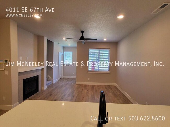 Foto del edificio - 4011 SE 67th Ave