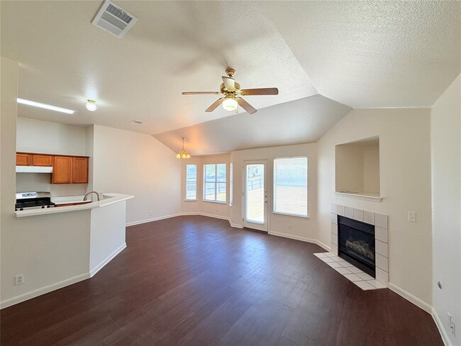 Building Photo - 124 Estate Cove