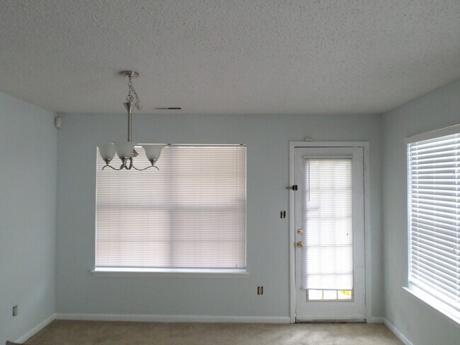 Building Photo - First floor Condo