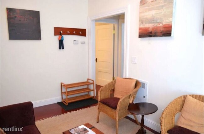 Building Photo - 1 br, 1 bath Condo - 22 Vine Terrace