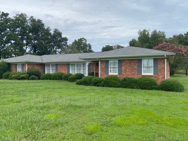 Building Photo - 3320 Goldmine Rd