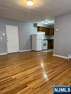 Foto principal - 120 W Roselle Ave