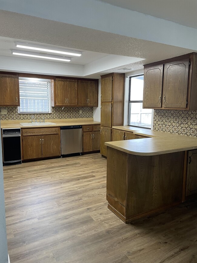 Building Photo - 4202 Concord Pl