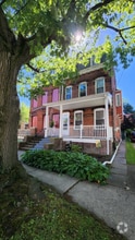 Building Photo - 438 S River St