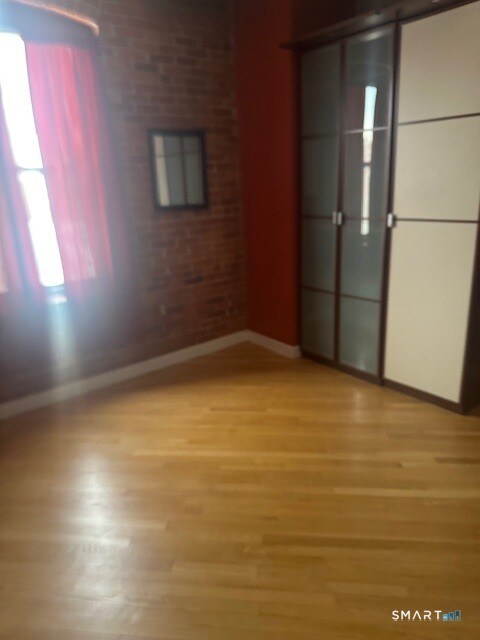 Foto del edificio - 222 Williams St E