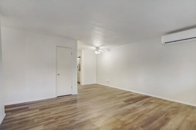 Brand new vinyl plank flooring - 925 5th Ave SW