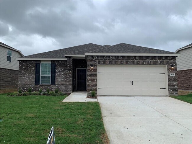 Building Photo - 1602 Silas Dr
