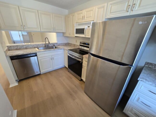 Foto del edificio - 2955 Stillwell Ct