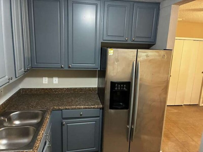 Photo - 6330 Fabian Dr House