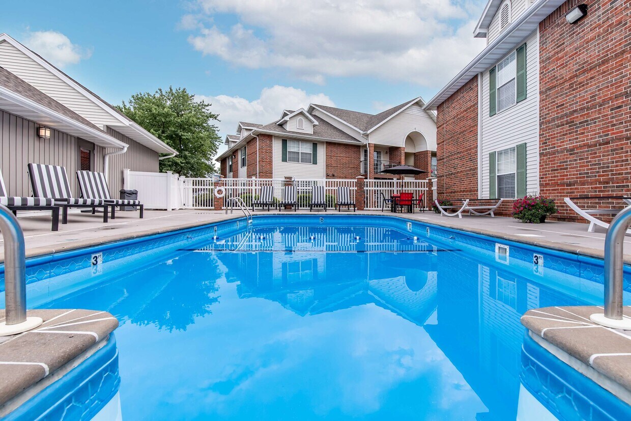 Piscina de los apartamentos Hawthorn Suites - Hawthorn Suites Apartments