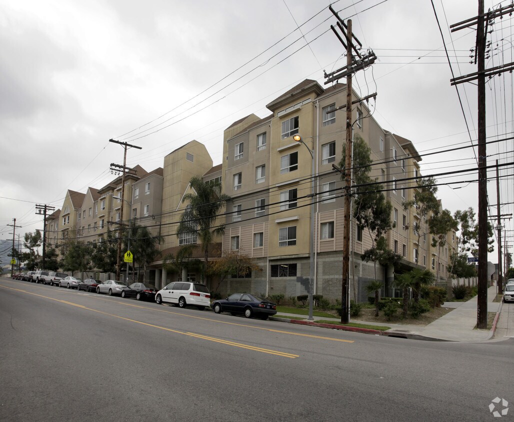 Building Photo - Grandview Nine Apartments