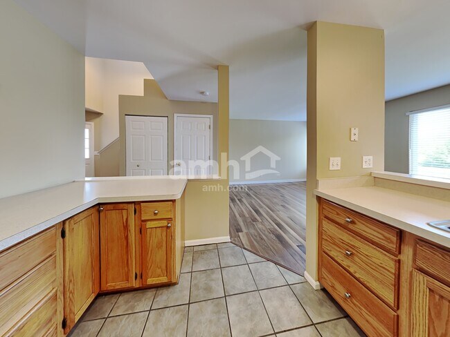 Foto del edificio - 1441 Meadowsedge Ln