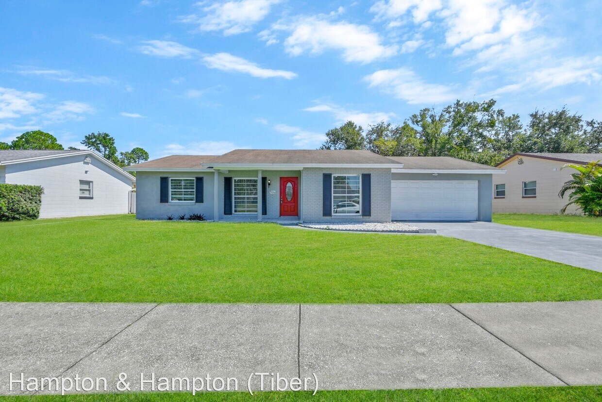 Foto principal - 5 br, 2 bath House - 5639 OAK HILL MANOR D...