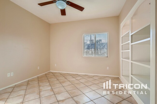 Foto del edificio - 8434 S 19th St
