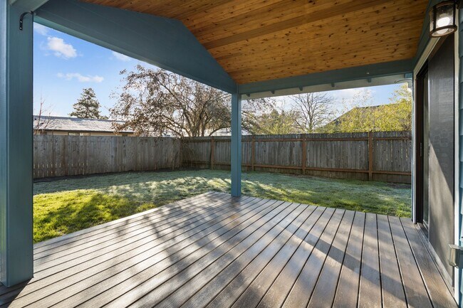 Foto del edificio - Ranch-Style 3 Bed / 2 Bath Single-Level Home in Hillsboro