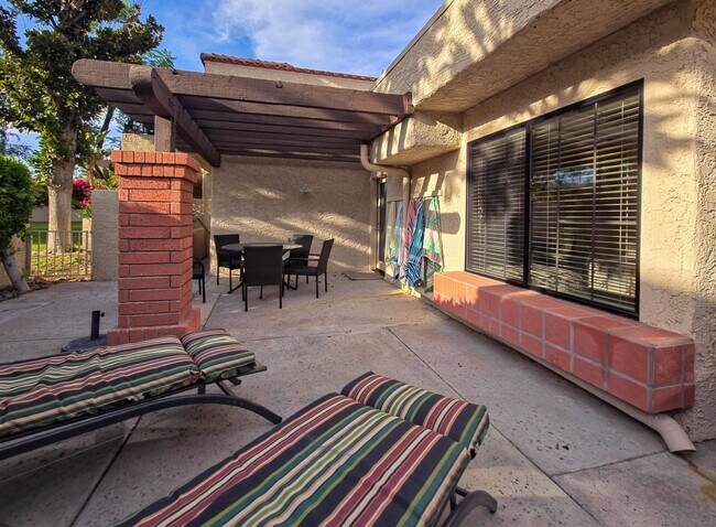 Foto del edificio - 2345 Cherokee Way