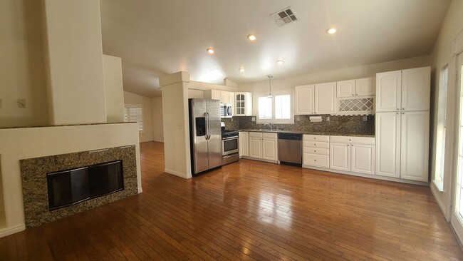 Building Photo - 1 Story home located in Summerlin