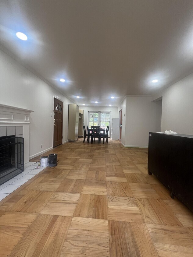 Primary Photo - 204 Clay Ave
