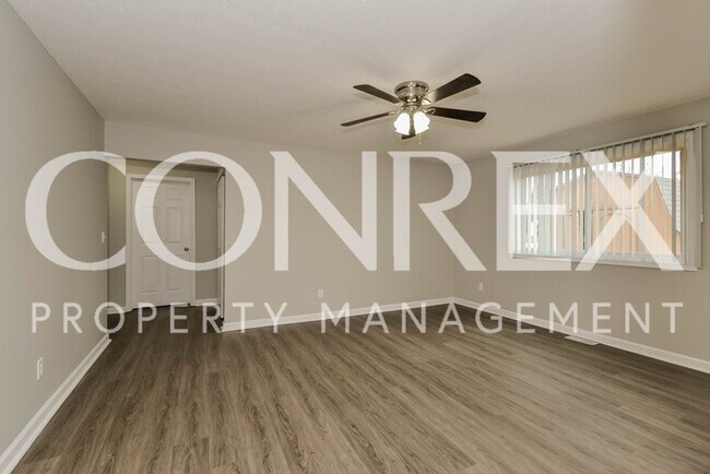 Building Photo - Lovable 3 Bedroom