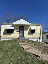 Building Photo - 2517 Shirley Ave