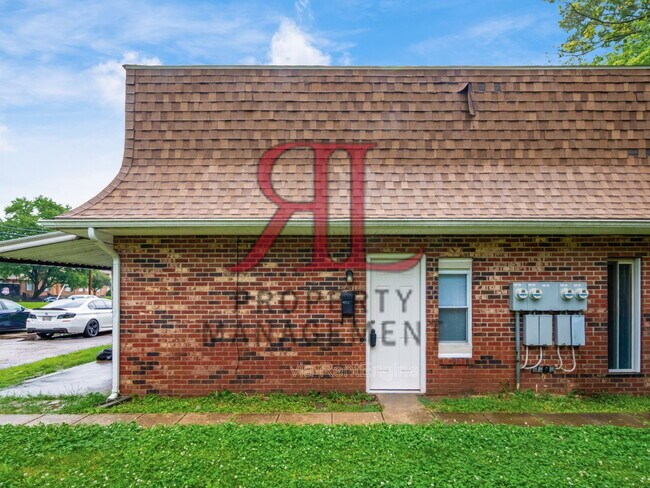 Foto del edificio - 4921 Myers Rd