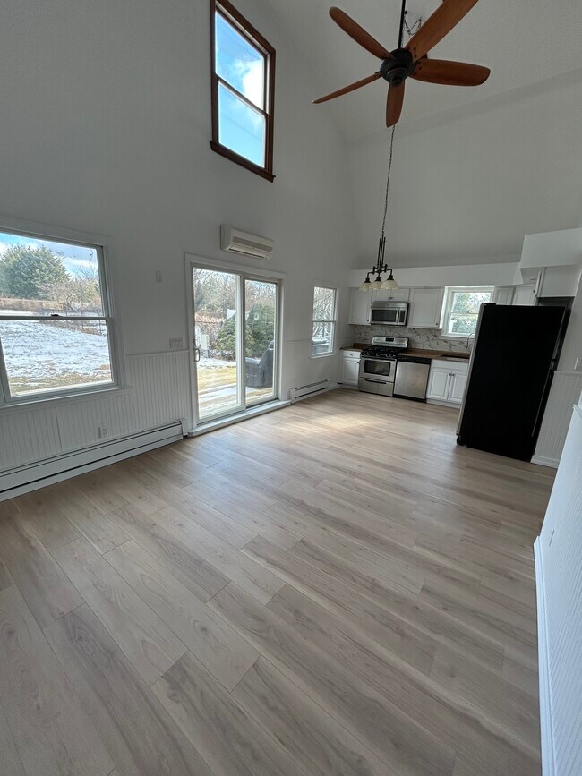 Foto del edificio - 61 Nelson Ave