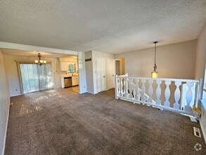 Building Photo - 10904 Mckinley Dr