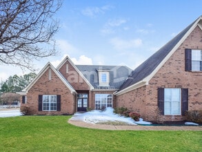 Building Photo - 8638 Wilderness Tr