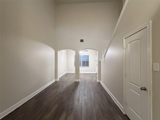 Foto del edificio - 3726 Ashford Villa Ln