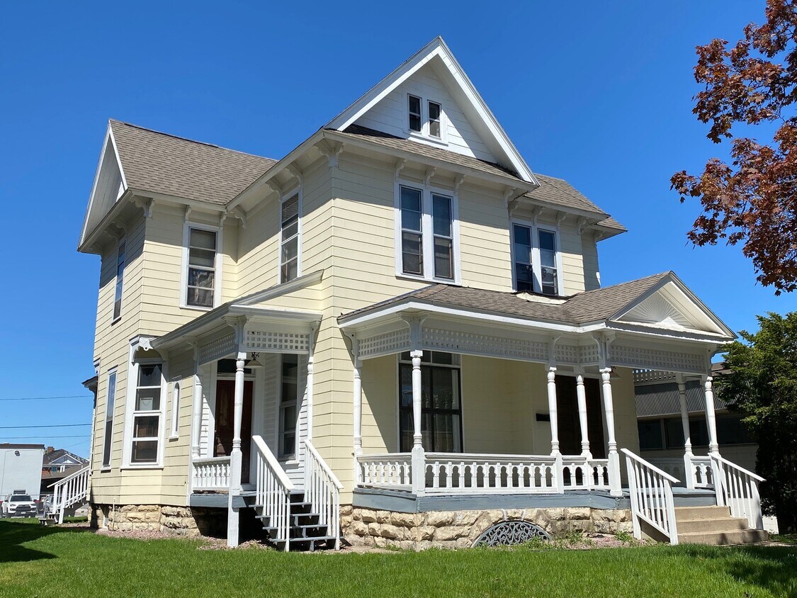 Foto principal - 514 5th Ave S