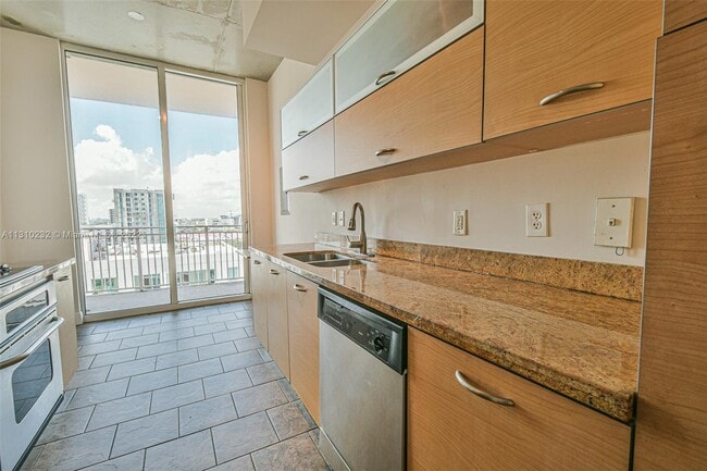 Building Photo - 2275 Biscayne Blvd