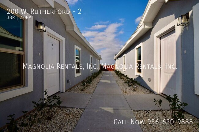 Foto del edificio - Brand New 3 bedroom / 2 bath - Edinburg TX