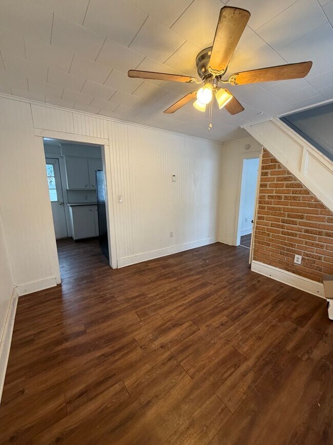 Foto del edificio - Single Family 3 Bedroom