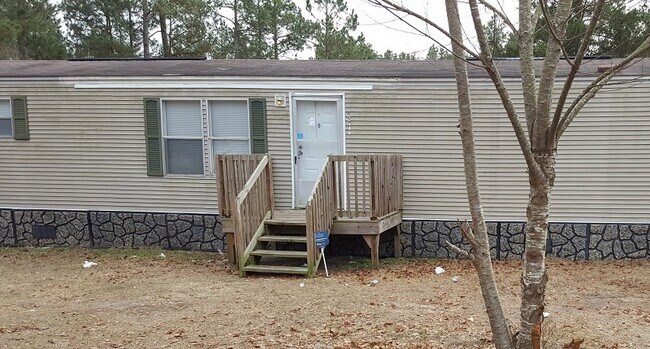 Foto del edificio - 22540 Henry Street, Laurel Hill, NC 28352