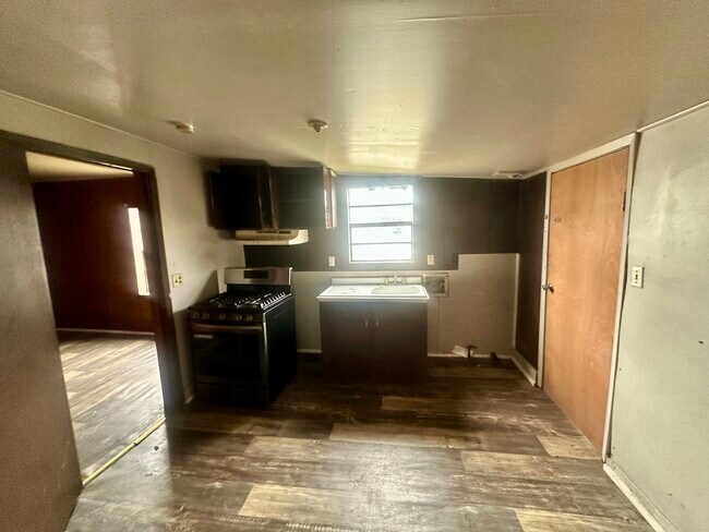 Foto del edificio - 718 18th St N