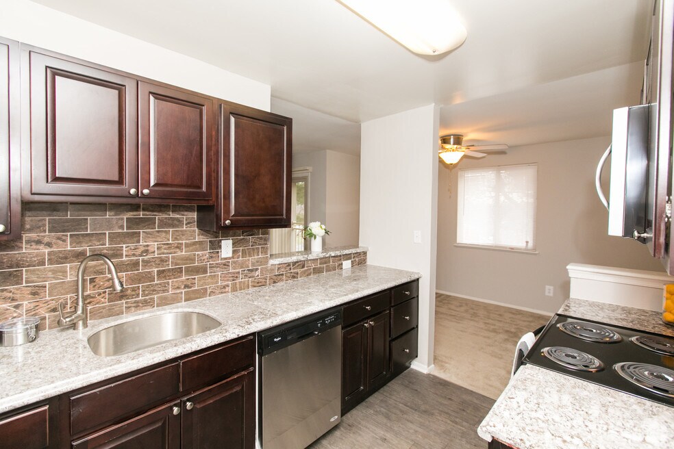 Silver Spring Station Apartment Homes Rentals Baltimore, MD